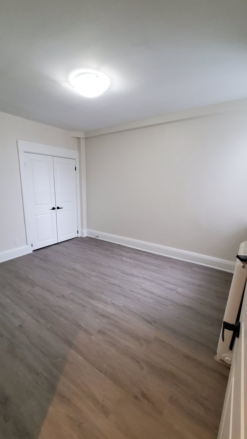 122 Danforth Avenue - Photo 7