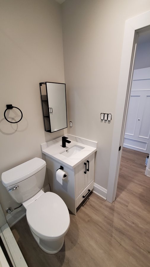 122 Danforth Avenue - Photo 6