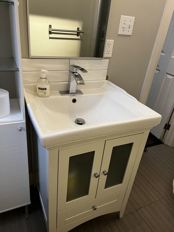 2091 Gerrard Street East - Photo 8