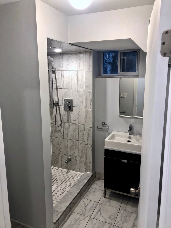 98 Montrose Avenue - Photo 3