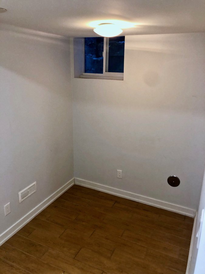 98 Montrose Avenue - Photo 8