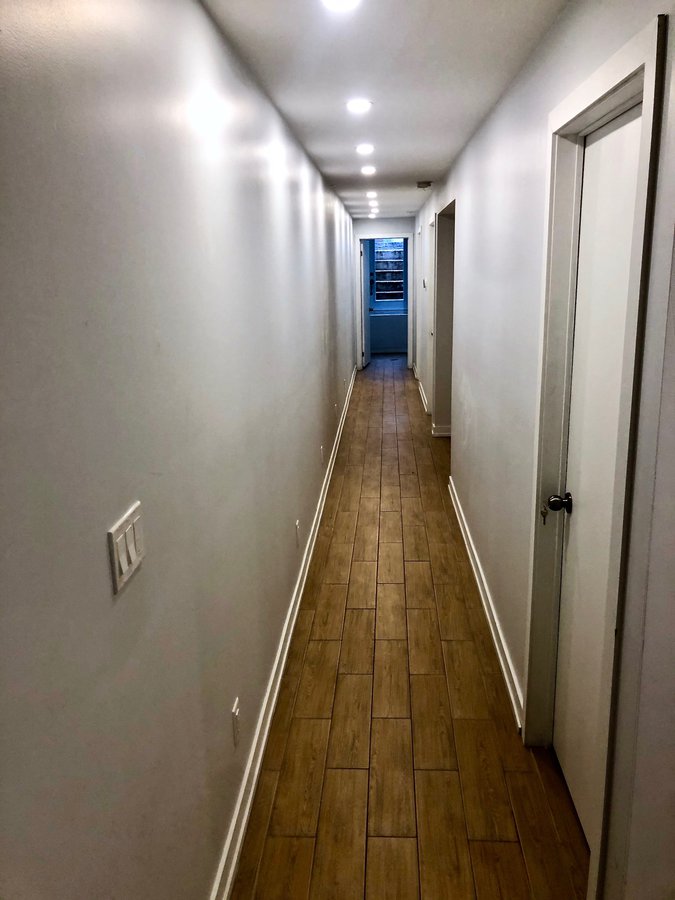 98 Montrose Avenue - Photo 2