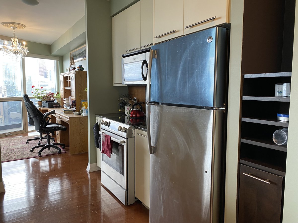 21 Carlton Street - Photo 8