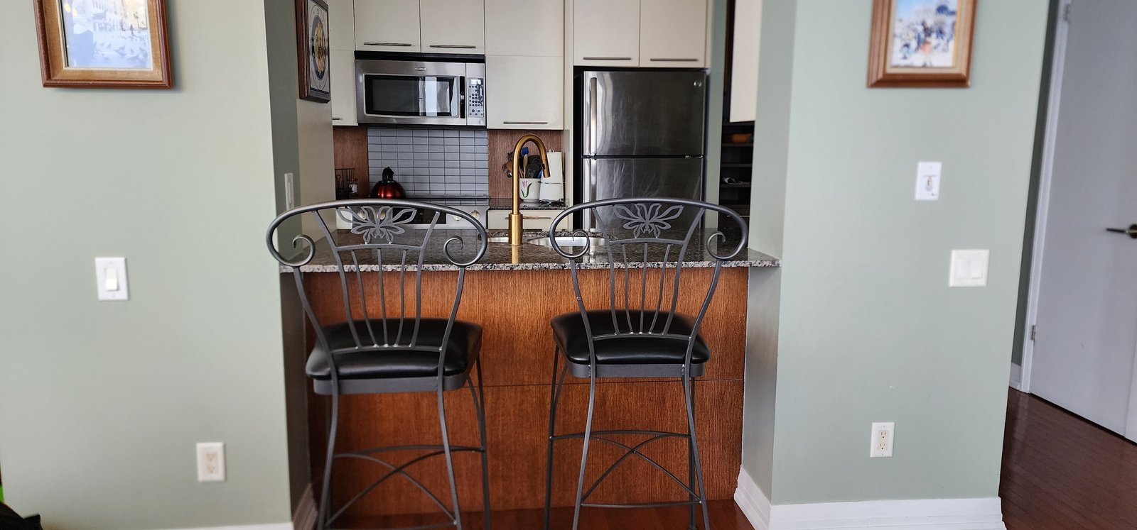 21 Carlton Street - Photo 10