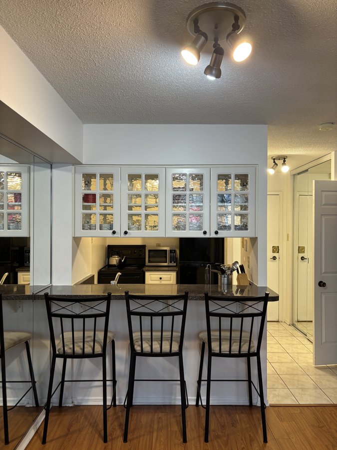 120 Saint Patrick Street - Photo 2
