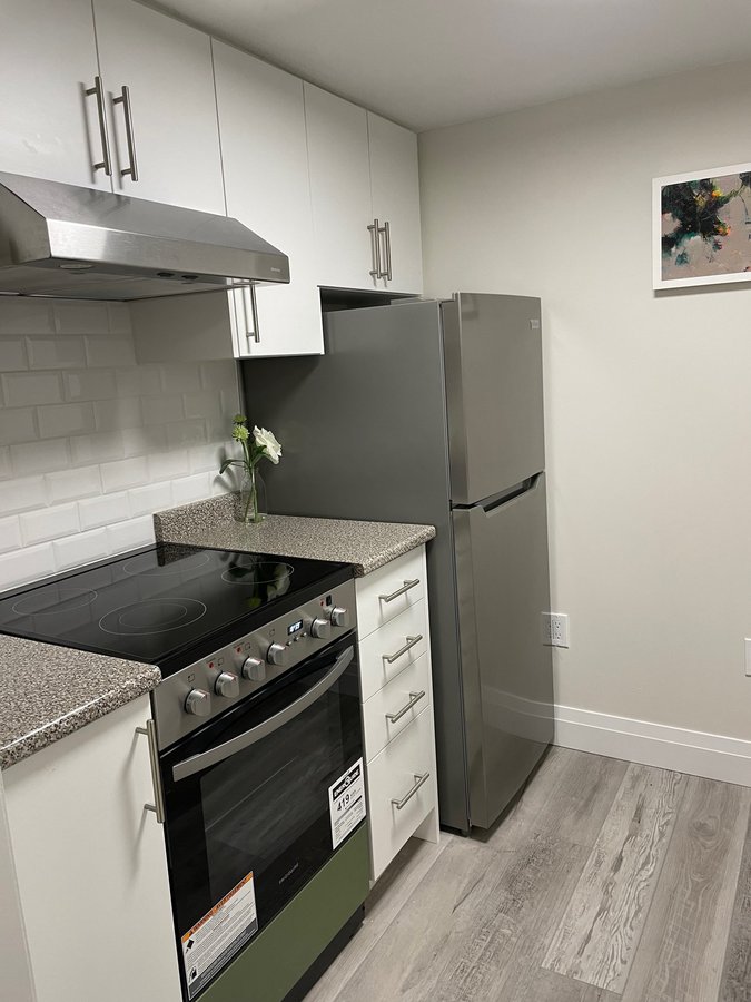 584 Davenport Road - Photo 6