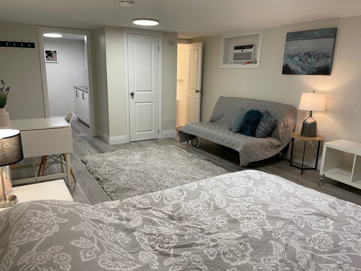 584 Davenport Road - Photo 14