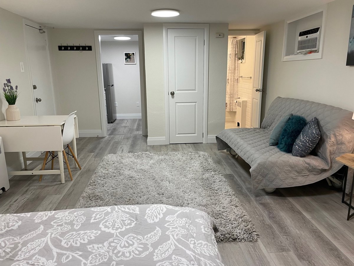 584 Davenport Road - Photo 10