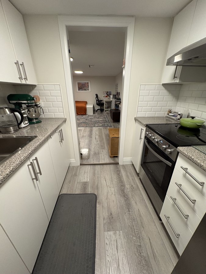 584 Davenport Road - Photo 7