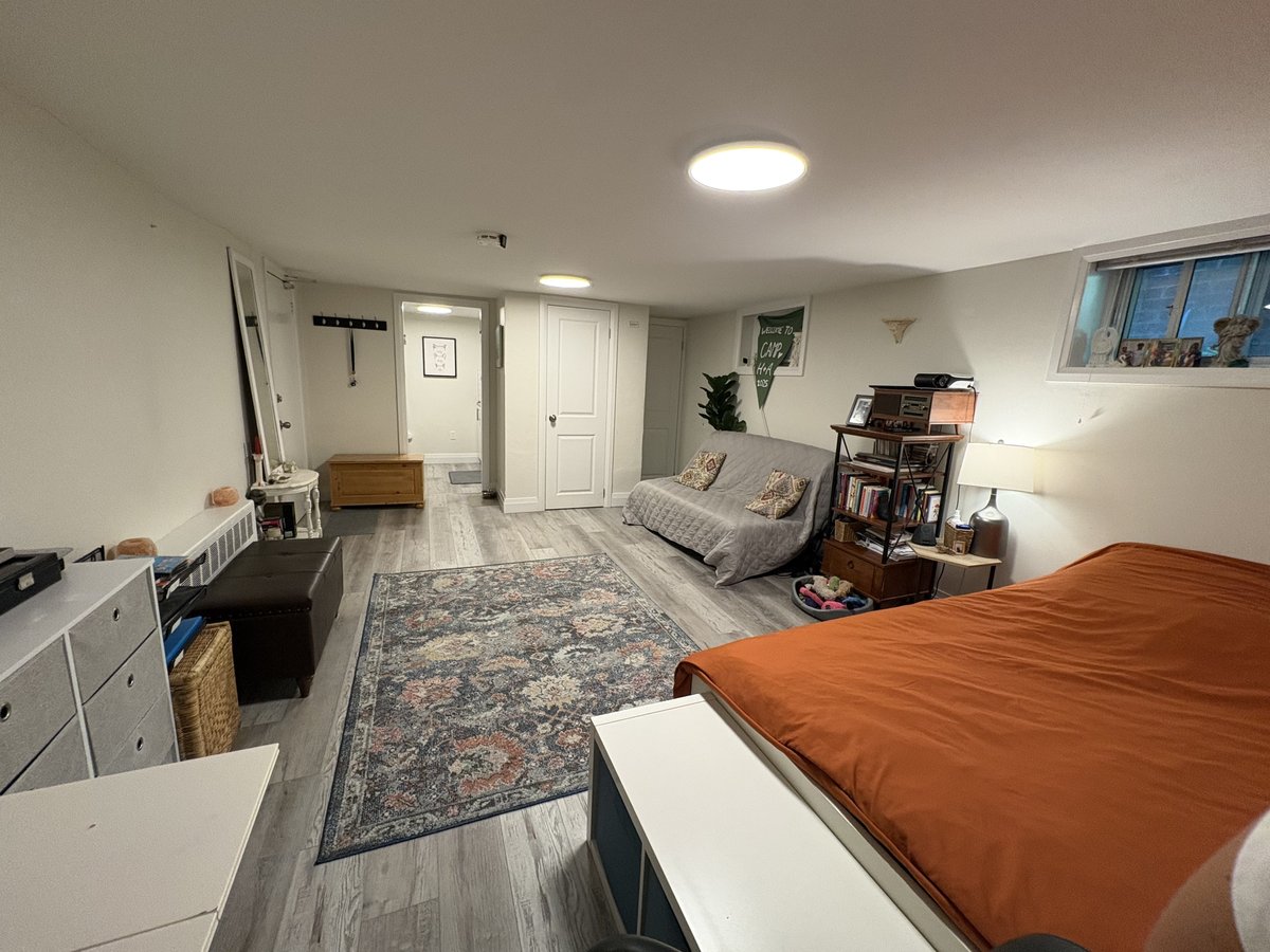 584 Davenport Road - Photo 8