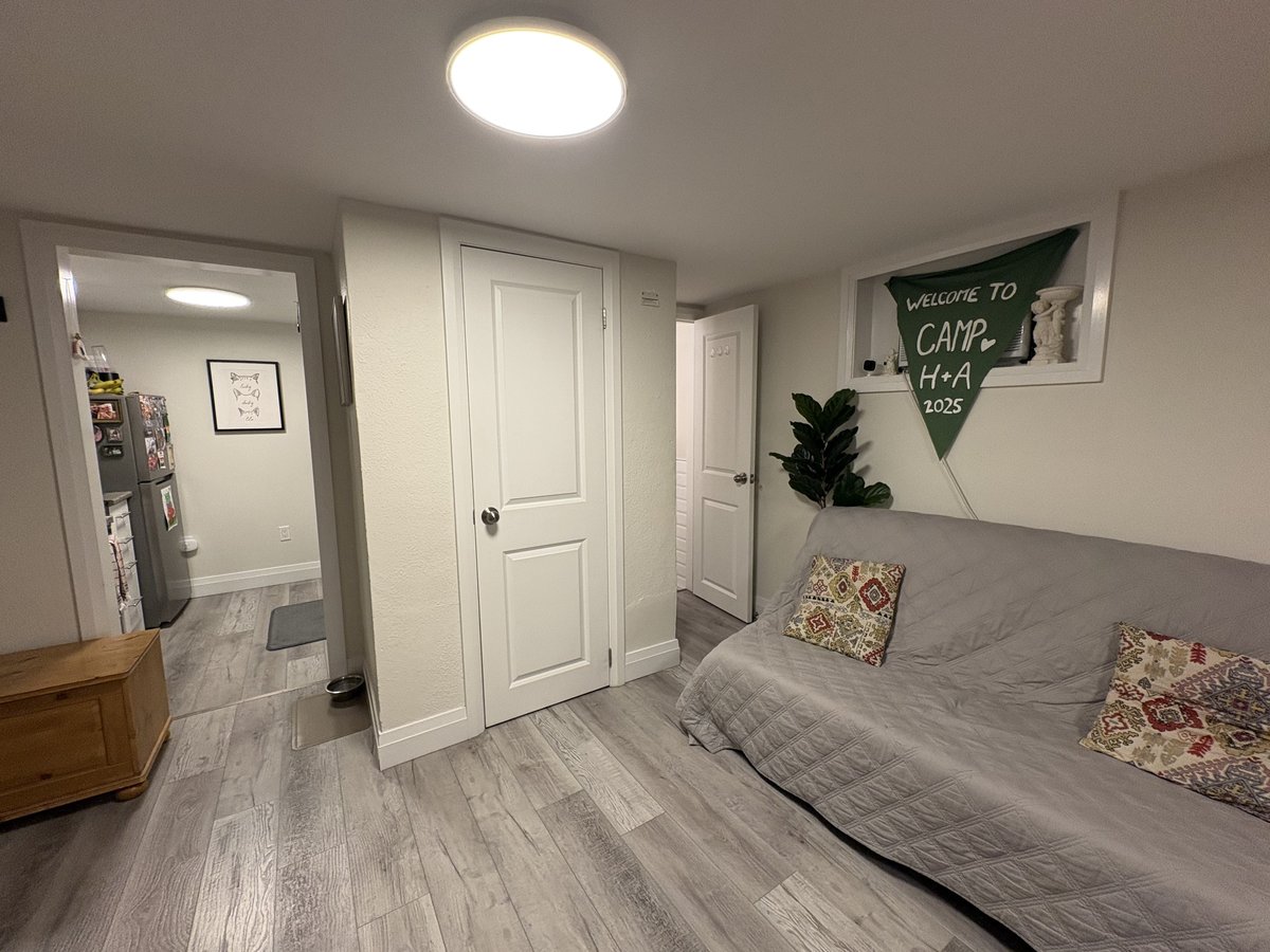 584 Davenport Road - Photo 22