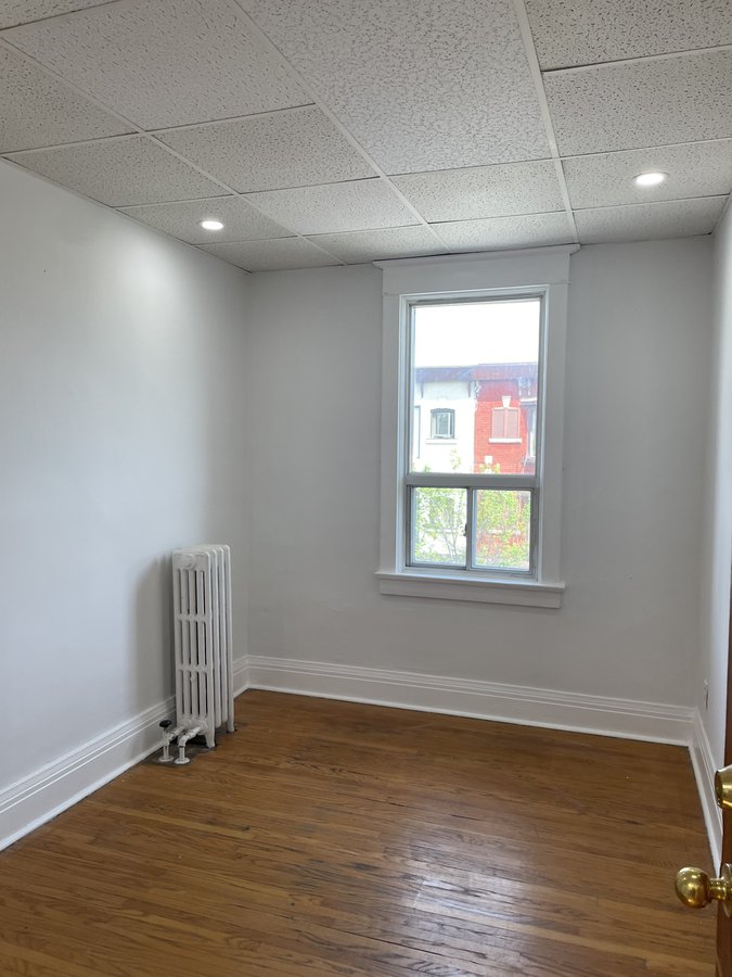 817 Bloor Street West - Photo 4