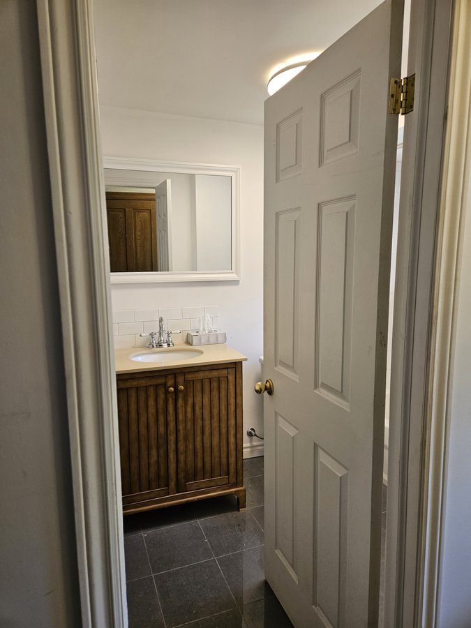 123 Markham Street - Photo 12