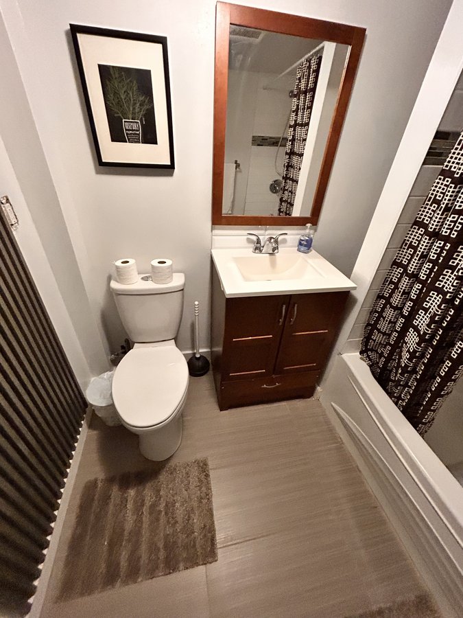 2091 Gerrard Street East - Photo 14