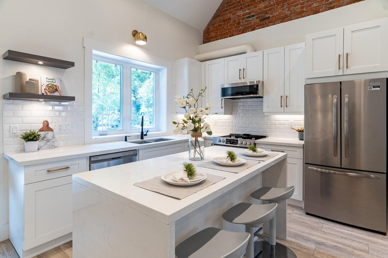 Toronto ON Cabins, Cottages and Houses for Rent