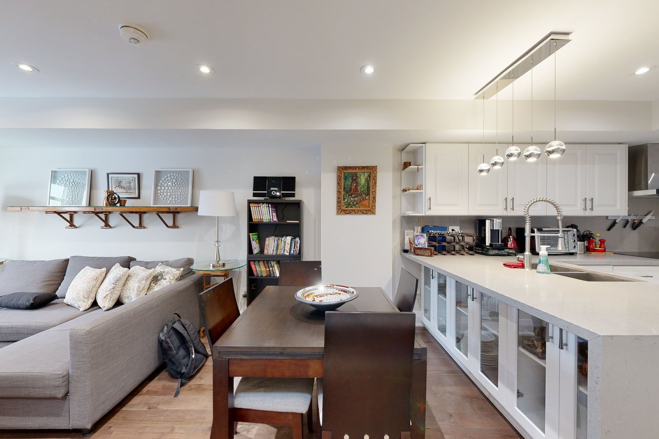 635 Christie Street - Photo 4