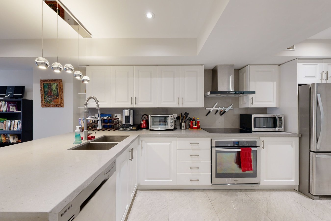 635 Christie Street - Photo 7