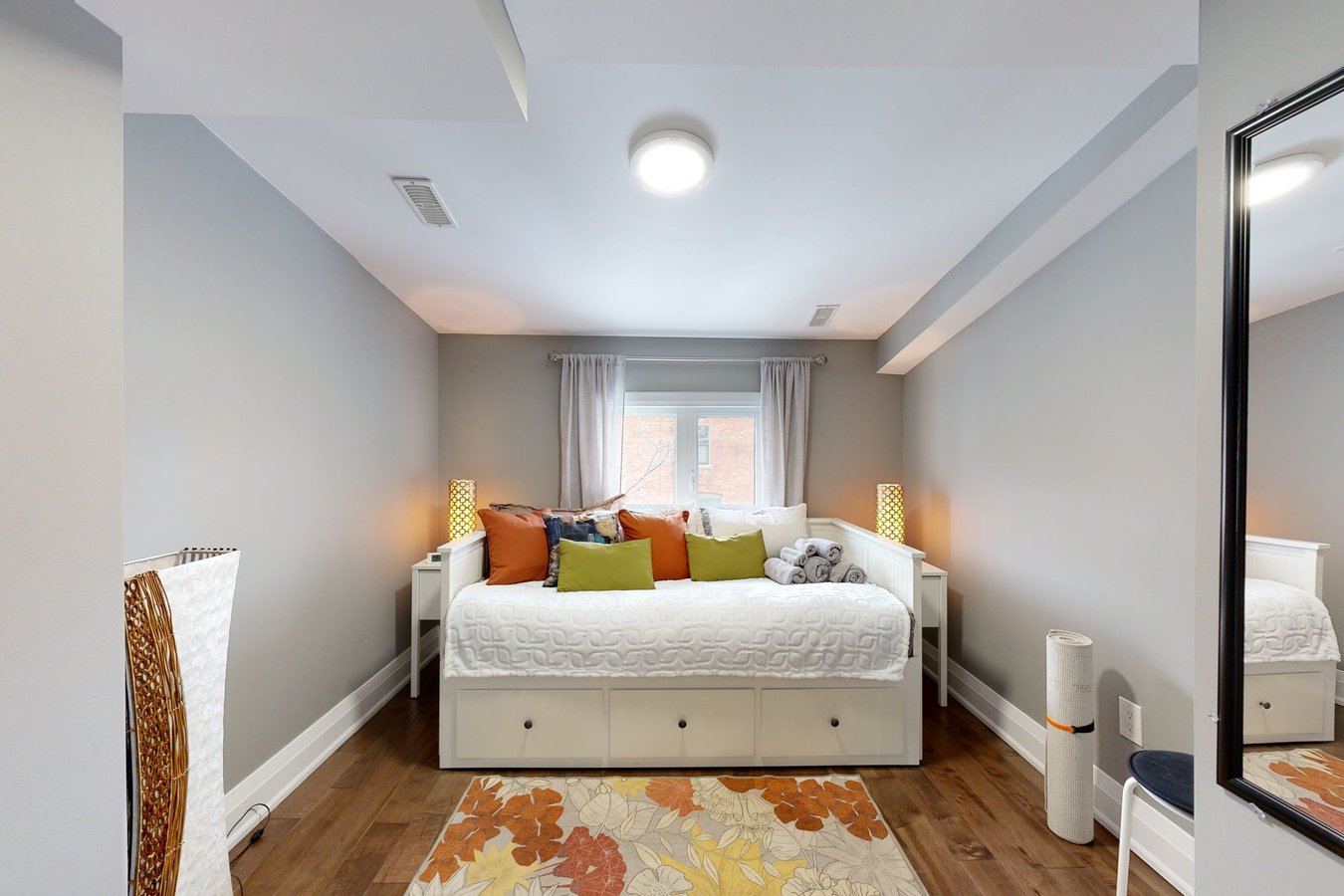635 Christie Street - Photo 9