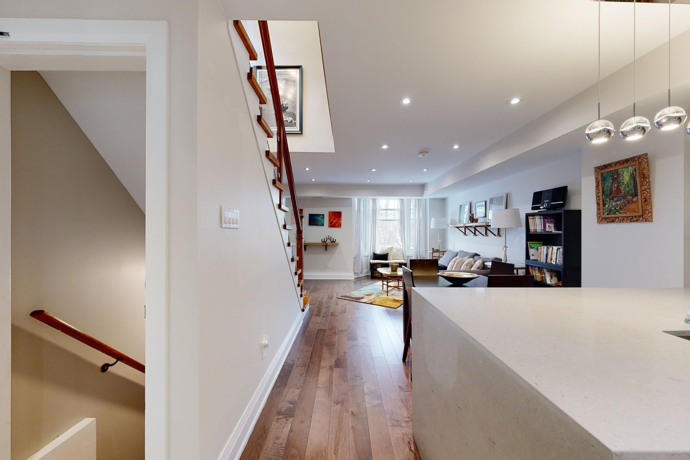 635 Christie Street - Photo 5