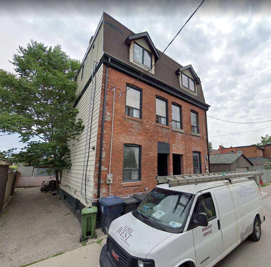 Toronto ON Bachelors, Basements, Cabins, Duplexes, Houses, Multi Units