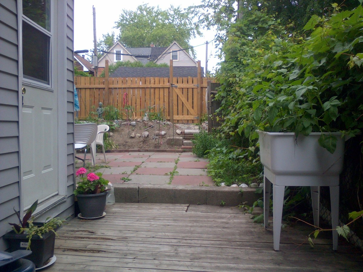224 Victor Avenue - Photo 28
