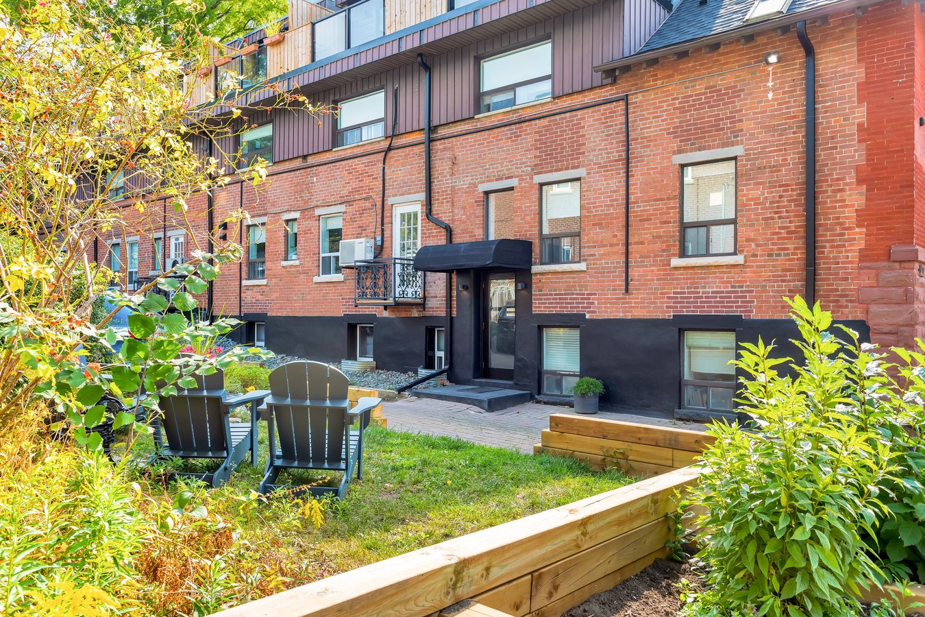 97 Lee Avenue - Photo 1