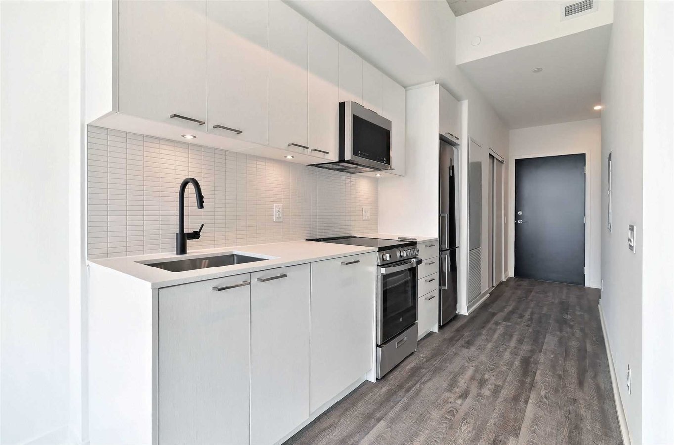 1808 Saint Clair Avenue West - Photo 11