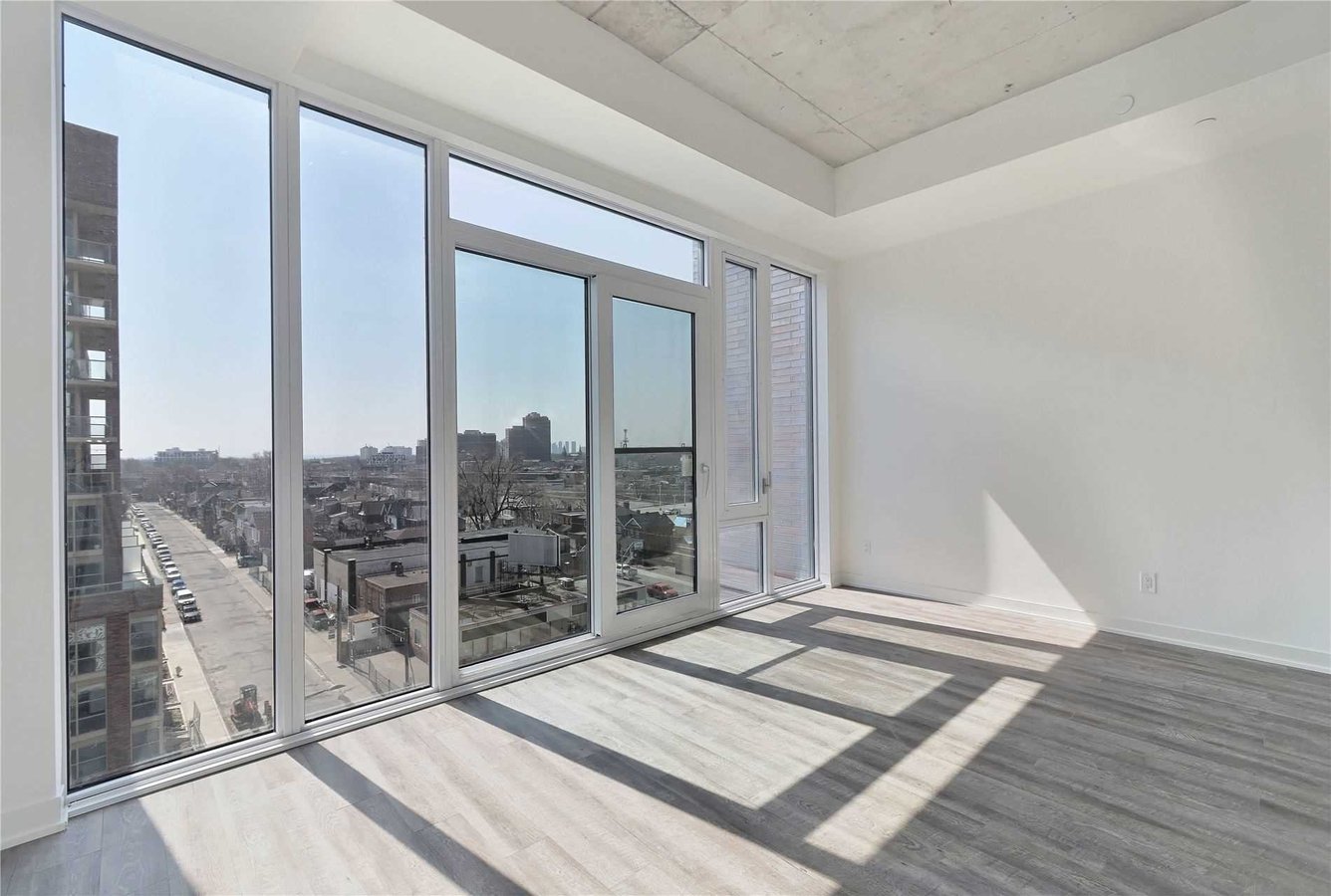 1808 Saint Clair Avenue West - Photo 7
