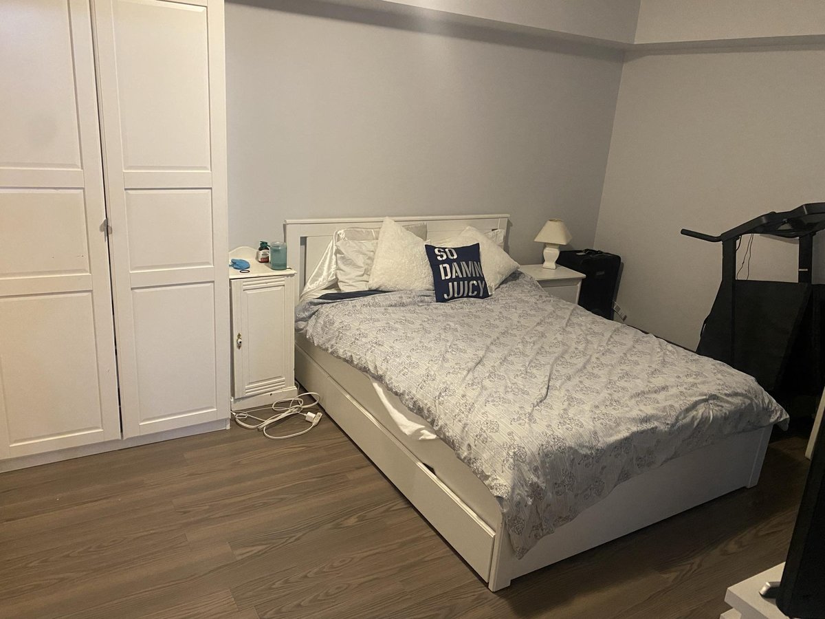 352 Front Street West - Photo 6