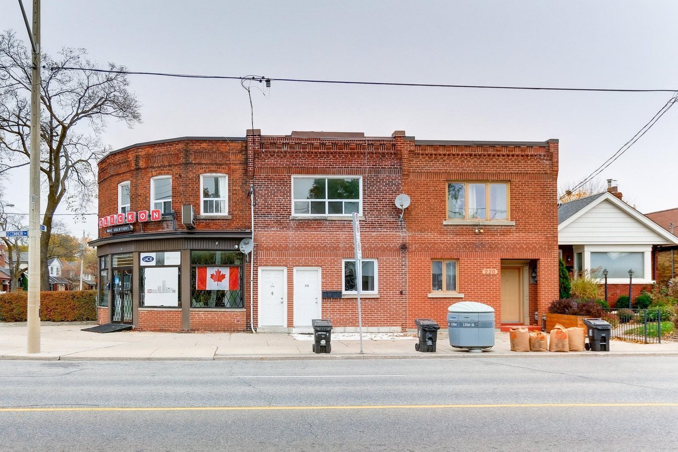 Toronto ON Bachelors, Duplexes, Studios and Town Houses for Rent