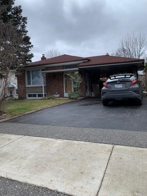 922 McCowan Road - Photo 1