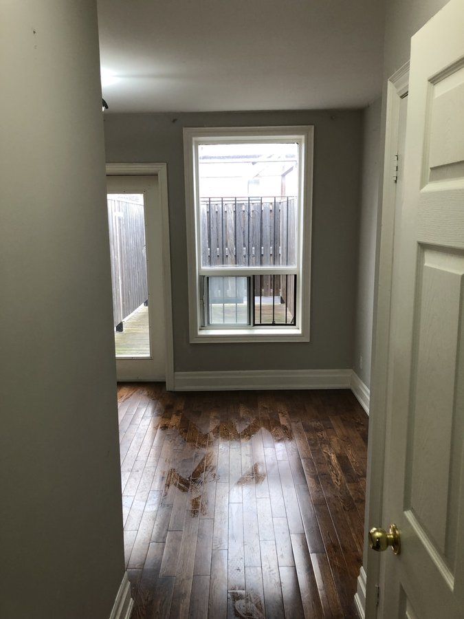 378 College Street - Photo 11