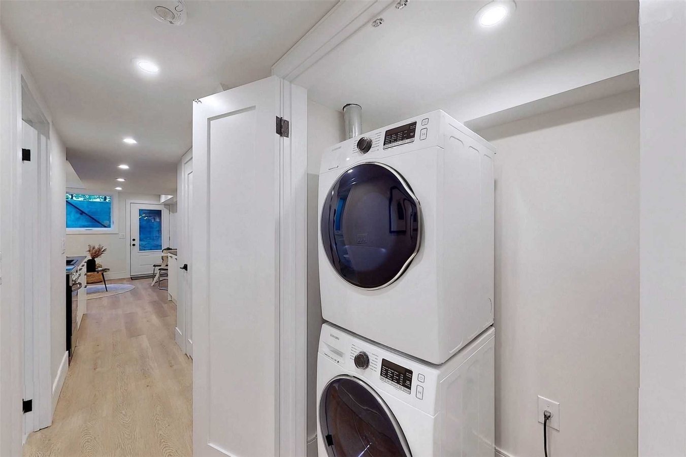 26 Henderson Avenue - Photo 8