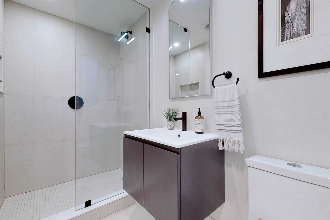 26 Henderson Avenue - Photo 7
