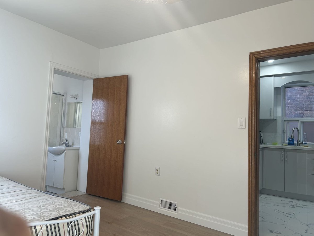 110 Beatrice Street - Photo 3