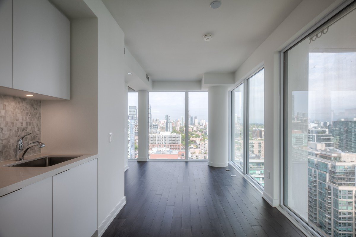 Toronto ON Basements, Duplexes, Studios and Condos for Rent