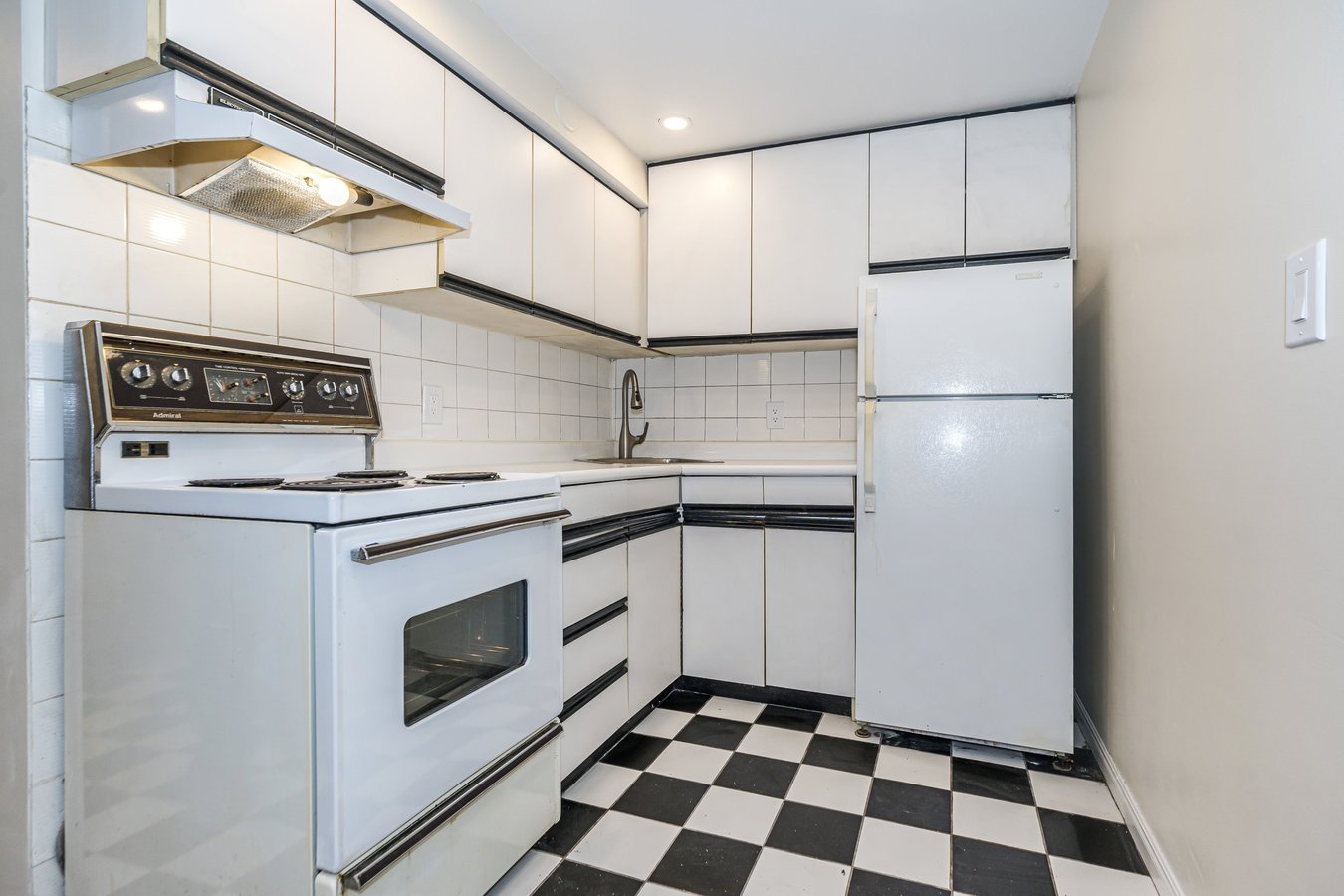 144 Madison Avenue - Photo 4