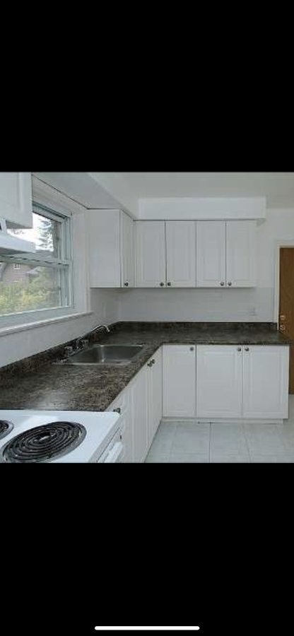 305 Dupont Street - Photo 6