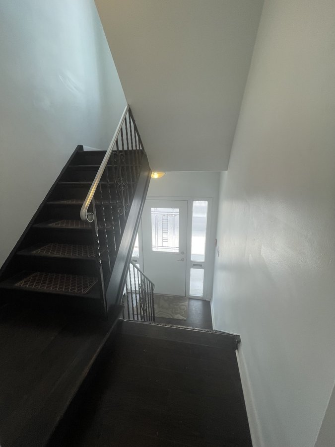 305 Dupont Street - Photo 8
