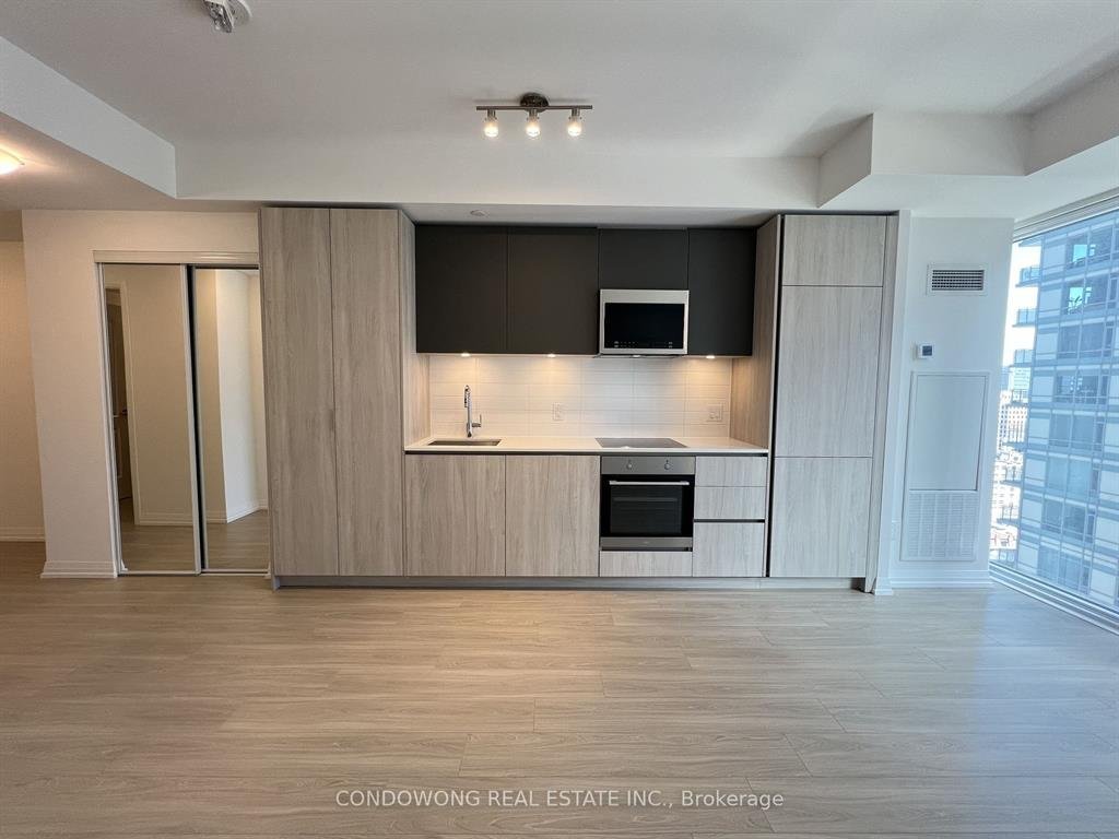 8 Widmer Street - Photo 3
