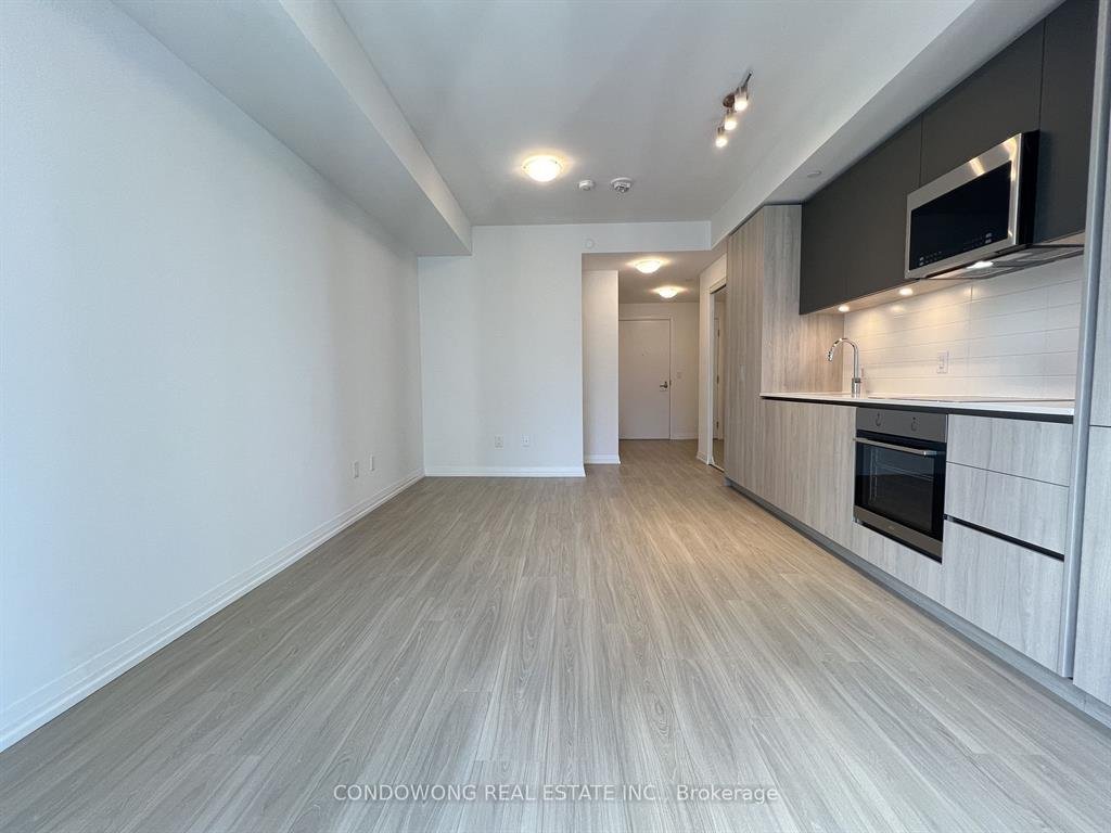 8 Widmer Street - Photo 10