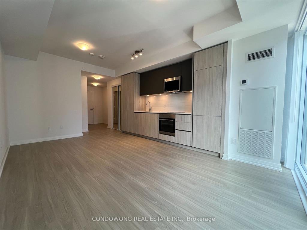 8 Widmer Street - Photo 2