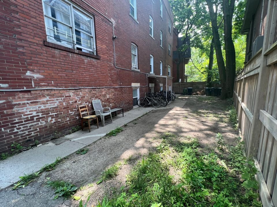 359 Davenport Road - Photo 6