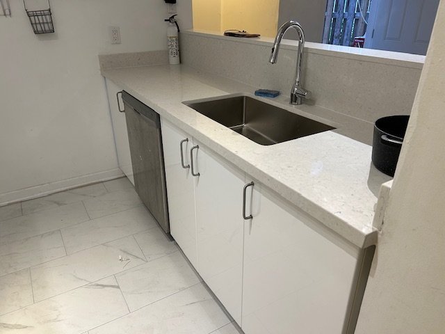 210 McCaul Street - Photo 5
