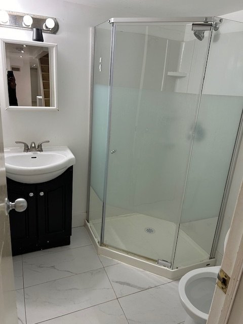 210 McCaul Street - Photo 13