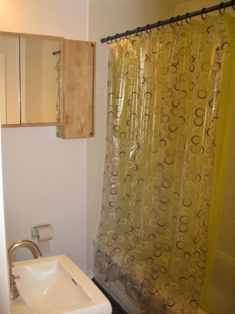 210 McCaul Street - Photo 20