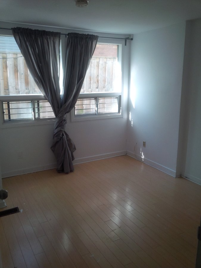 210 McCaul Street - Photo 14