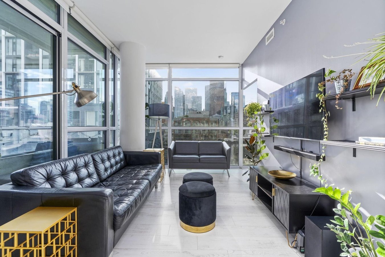 39 Sherbourne Street - Photo 1