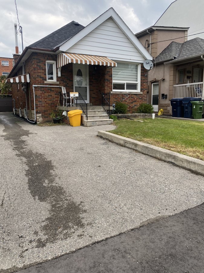 54 Lanark Avenue - Photo 1