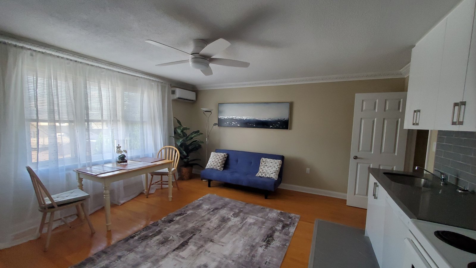 108 Melville Avenue - Photo 3